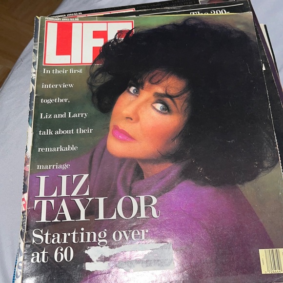 LIFE MAGAZINE LIZ TAYLOR COVER February 1992 - Picture 1 of 14
